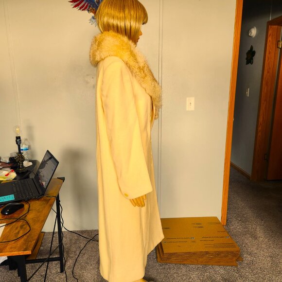 #712 Small wool/fox fur coat - Picture 5 of 5